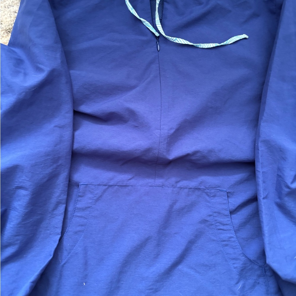 L.L.Bean 1/4 zip lightweight hoodie - Picture 3 of 3